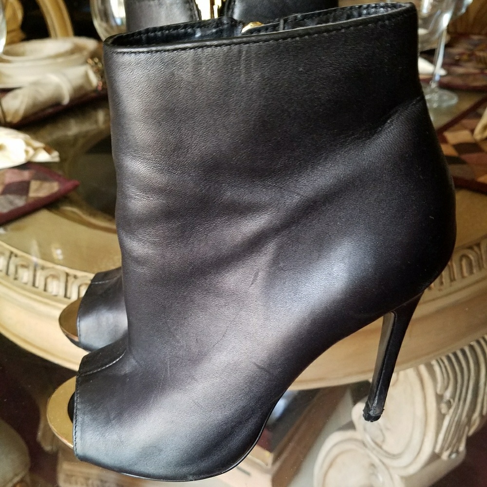Women booties